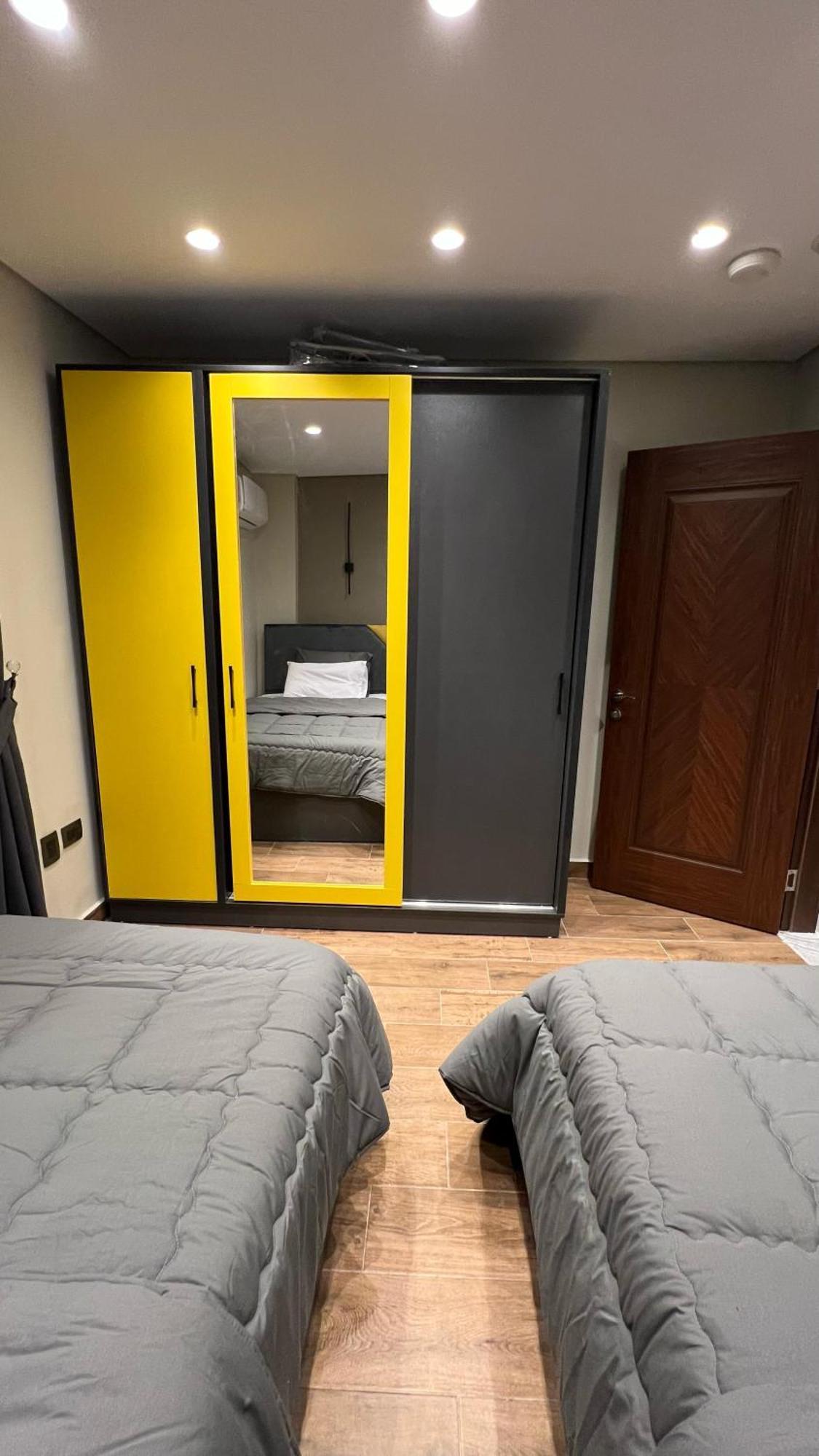 Luxury Apartment El Mohandessen Кайро Екстериор снимка